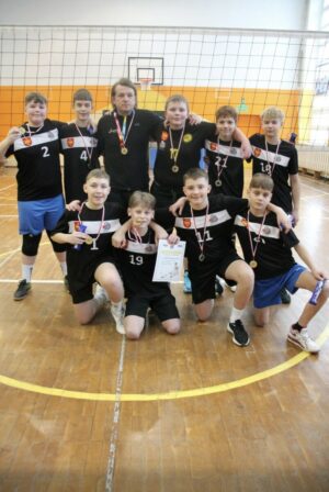 MISTRZOSTWA POWIATÓW W MINI- PIŁCE SIATKOWEJ